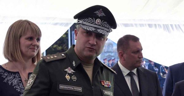 Detienen a viceministro de Defensa en Rusia por presunta corrupción