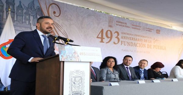 Realizan diversos festejos por el aniversario de la Fundación de Puebla