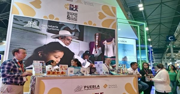 Reconocen a Puebla como destino atractivo para turistas internacionales que asistieron a FITUR, España