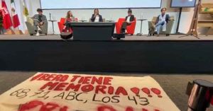 Recriminan alumnos Ibero a Xóchitl por guardería ABC y 43 de Ayotzinapa