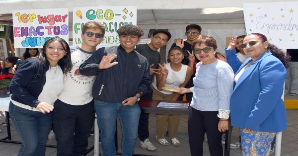 Busca preparatoria Benito Juárez formar jóvenes competitivos: Lilia Cedillo Ramírez