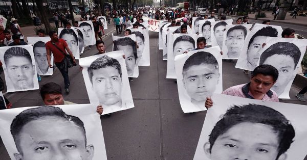 Protege Poder Judicial a responsables del caso Ayotzinapa: AMLO