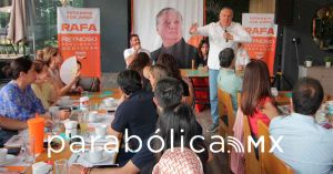 Se reúne Fernando Morales con vecinos de Lomas de Angelópolis
