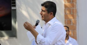Visita Lalo Rivera Tepeaca, previo a inicio de campaña