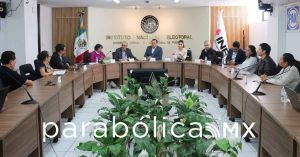 Revisan integrantes del Consejo General avances de la Delegacion del INE en Puebla