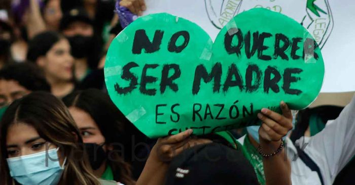 Niegan aborto a niña violada en Jalisco