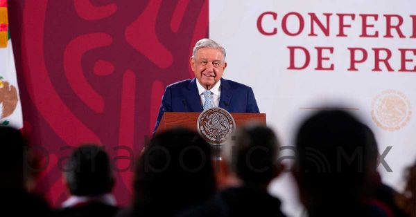 Reconoce AMLO que en el neoliberalismo hay cosas rescatables