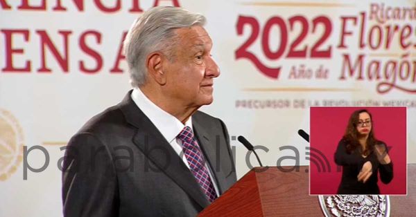 Pide López Obrador a la SEP justificar desaparición de escuelas de tiempo completo