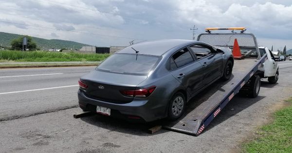 Recuperan en Tepeojuma vehículo con reporte de robo en Tlaxcala