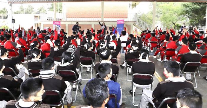 Inician campa&ntilde;a &ldquo;Qui&eacute;rete&rdquo; intentan prevenir embarazos en adolescentes