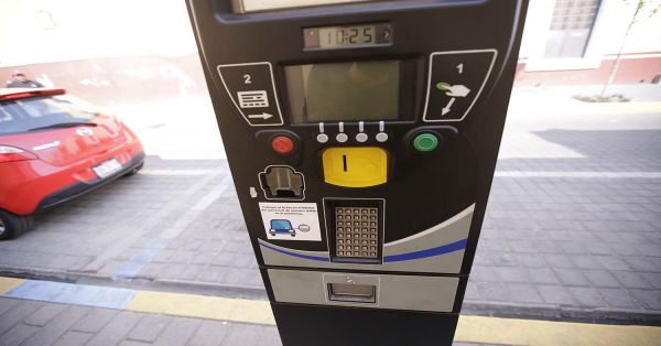 Han aplicado 3,641 multas por mal uso de parqu&iacute;metros en Puebla