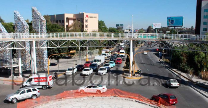 Bulevar Hermanos Serd&aacute;n, Esteban de Antu&ntilde;ano y Reforma, zonas donde m&aacute;s accidentes ocurren