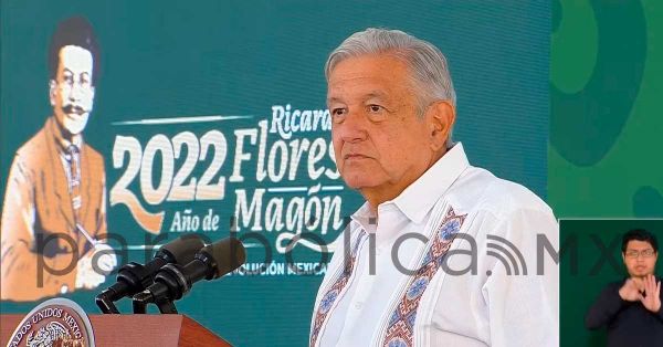 Acusa López Obrador al INE de violar la constitución por medidas en contra de Sheinbaum