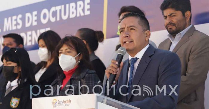 Se desarrolla "un d&iacute;a con el presidente" en San Andr&eacute;s Cholula