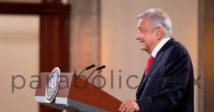 “Pueden pelearse, pero quien decide es el pueblo”, AMLO sobre división de Morena