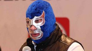 Aspira Blue Demon Jr. a alcaldía Gustavo A. Madero con máscara