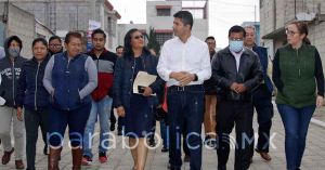 Entrega ayuntamiento tres calles en la Colonia Veracruz