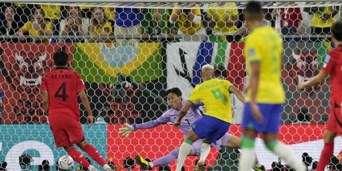 Resuelve Brasil en 45 minuto su pase a Cuartos; goleó a Corea