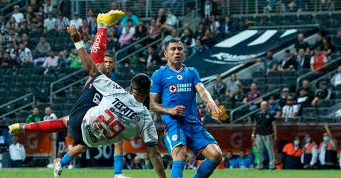 Cae Cruz Azul ante el Monterrey y se aleja del repechaje