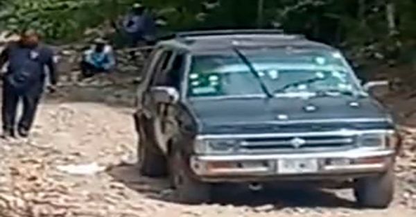 En emboscada acribillaron a tres hombres en Acatlán