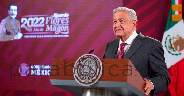 Descarta AMLO acuerdo entre Monreal y la oposición para detener reforma de la GN