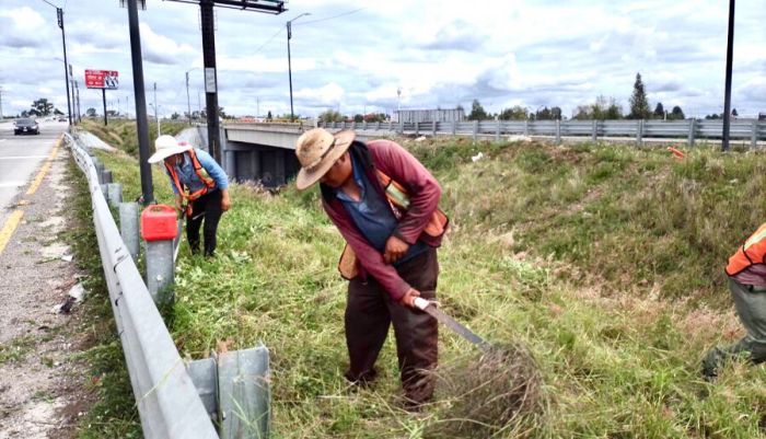 Realiza Infraestructura acciones de mantenimiento a vialidades urbanas estatales
