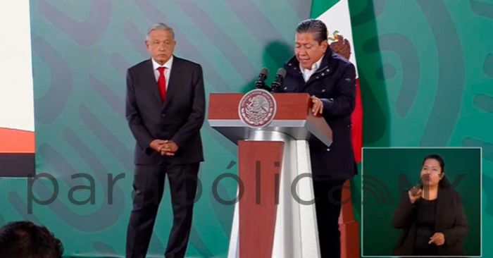 Refrenda López Obrador su apoyo a David Monreal