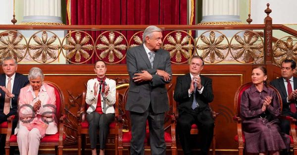 Anuncia López Obrador apertura al público del Palacio Nacional en septiembre