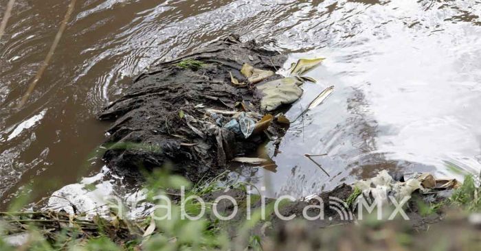 Reitera Barbosa llamado a empresas para sumarse al saneamiento del Río Atoyac