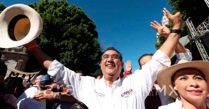 La Cuarta Transformación hace historia con mega marcha en Puebla: Sergio Salomón    