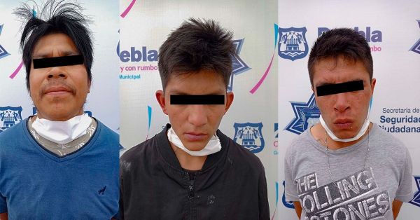 Detienen a tres personas con120 envoltorios de posible droga