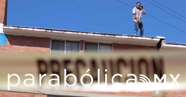 Se intenta suicidar desde lo alto de un edificio en San Bartolo; se reporta grave