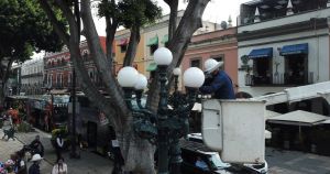 Mantiene Ayuntamiento de Puebla cuadrillas de mantenimiento en el Centro de la Ciudad