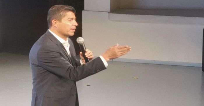 Insiste Eduardo Rivera en el cobro del DAP