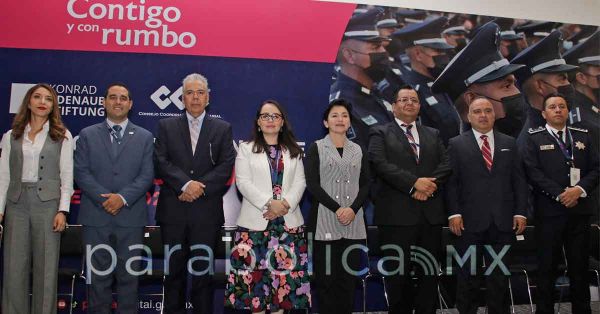 Re&uacute;ne Seminario de Seguridad en la capital a expertos policiales y sociedad civil