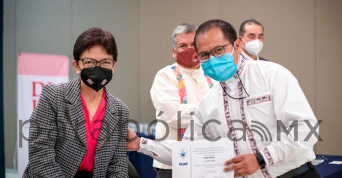 Clausura la Rectora Lilia Cedillo el Diplomado Internacional en Lingüística Aplicada 2022