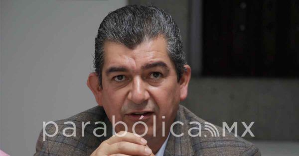 Ser&aacute; Carlos Montiel Solana quien responda el informe de Eduardo Rivera