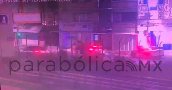 Atropella automovilista a 4 policías en Calzada de Tlalpan