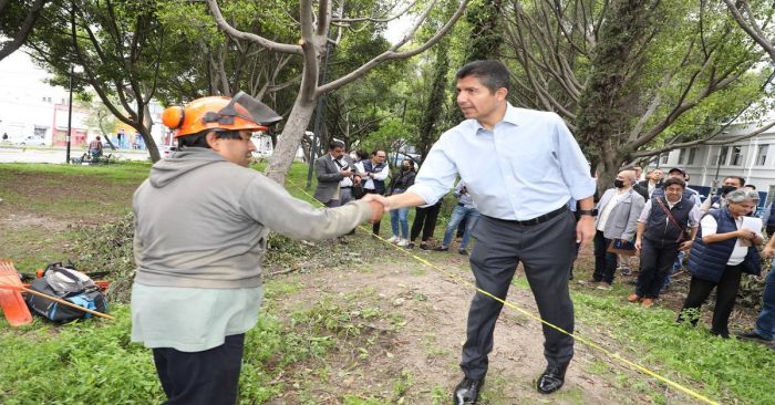 Supervisan avances en la rehabilitaci&oacute;n del Paseo Bravo