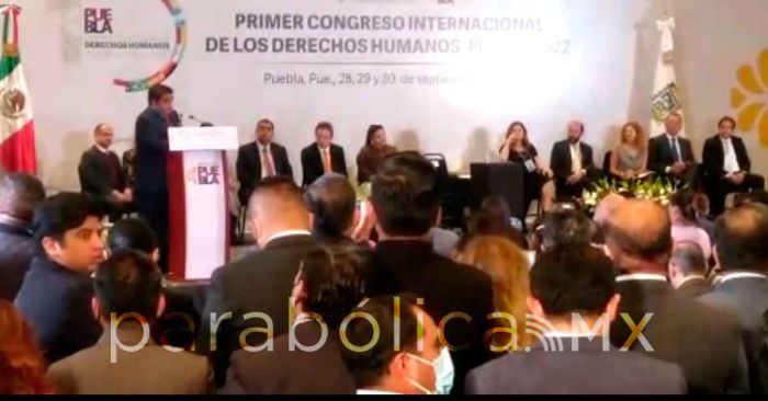 Inauguran Miguel Barbosa y Nestora Salgado el Congreso internacional de Derechos Humanos