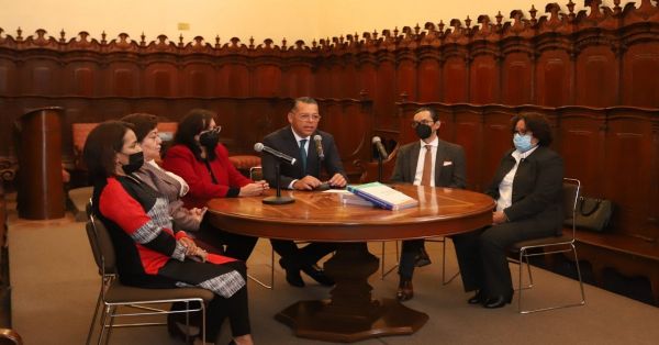 Recibirán capacitación estudiantes la BUAP por parte del TSJ