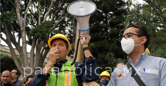 Desalojan en menos de un minuto el Palacio Municipal durante el simulacro nacional