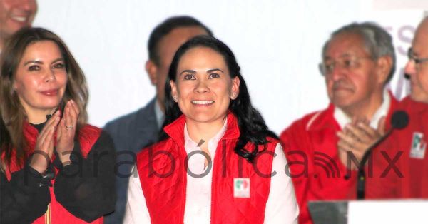 Presenta PRI a Alejandra del Moral como su candidata a la gubernatura del EdoMex