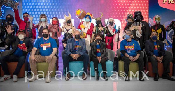 Inaugura la Rectora Lilia Cedillo la Fic&oacute;mics BUAP 2022