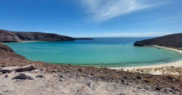 Continuará cerrada la playa de Balandra tras afectación ambiental