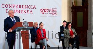 Pide AMLO no caer en información falsa sobre los precios de la gasolina