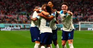 Debuta Inglaterra, golea a Irán y se apunta entre los favoritos del Mundial