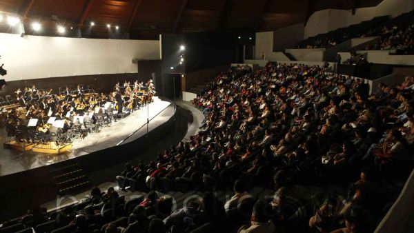 Podría ser derribado el auditorio de la Reforma: Barbosa