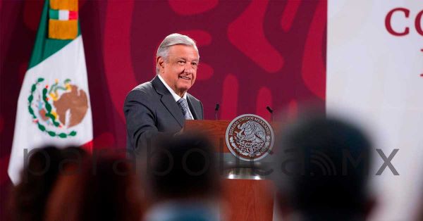 Reprocha AMLO tardanza de los jueces en sentencia de Rosario Robles