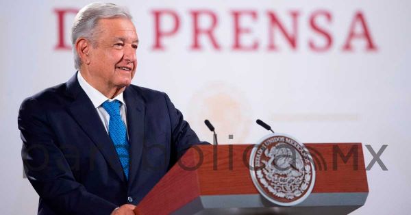 Acuerda AMLO con productores mantener el precio de la canasta básica